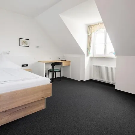 Hotel Gasthof Linde - Hotel Blum